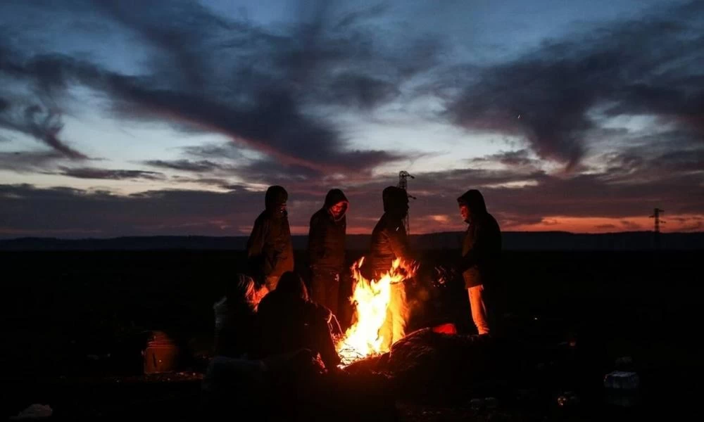 Ισραηλινό ΜΜΕ: "Η Τουρκία κινεί κυνικά τους μετανάστες προς την Ελλάδα"